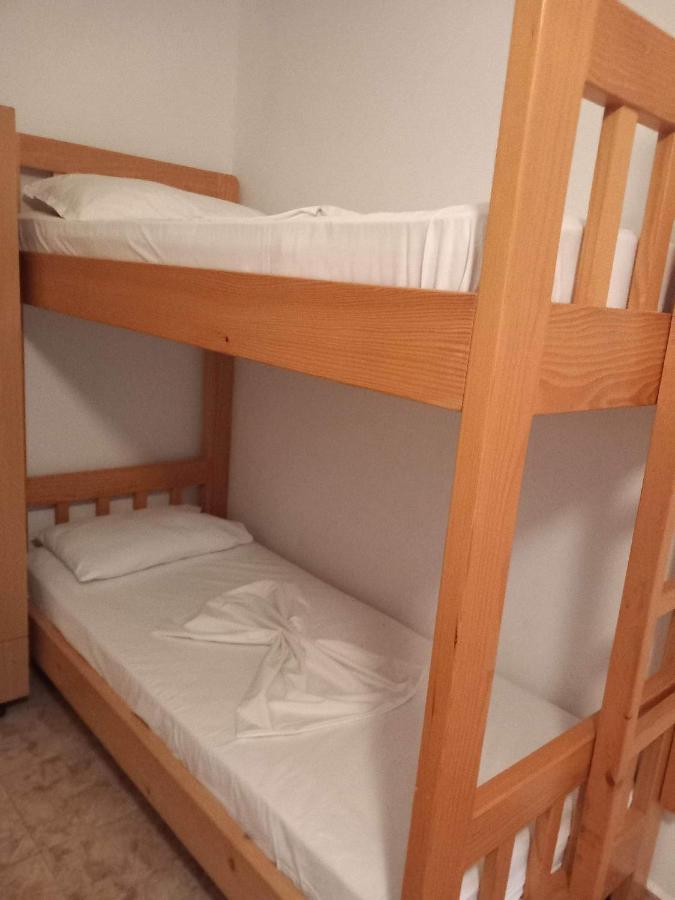 Irini'S Guesthouse Qeparo Eksteriør billede